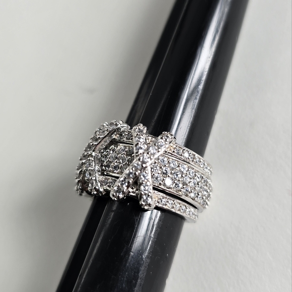 Watch Video / Sterling Silver 925 Elegant Spinner Ring